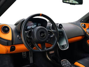 McLaren 600LT Interior 