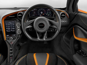 ماكلارين ٧٢٠ إس الداخلية 