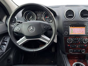 Mercedes Benz GL Class Interior 