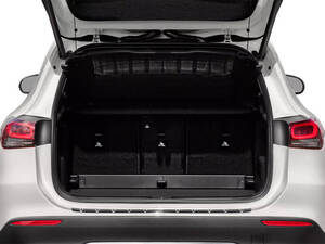 مرسيديس بنز GLA كلاس الداخلية 