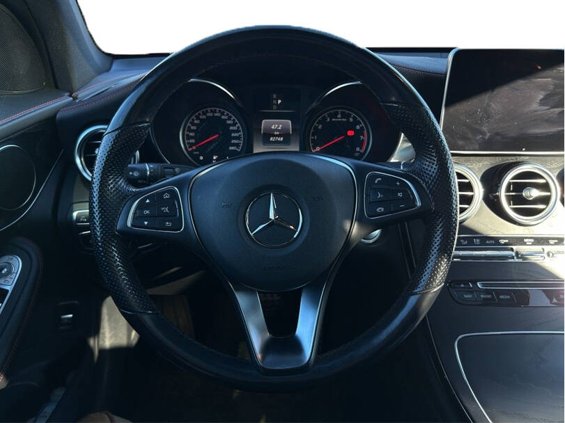 مرسيدس بنز جي إل سي كلاس Interior 