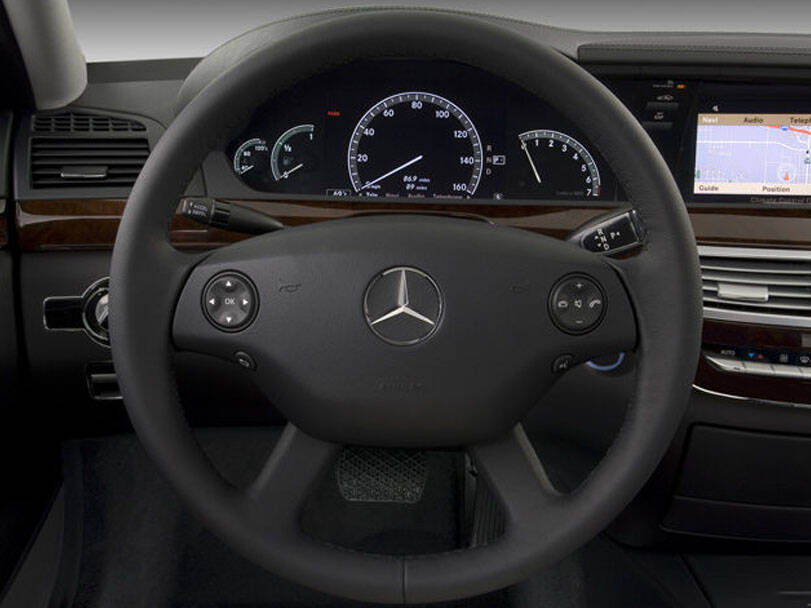 Mercedes Benz S Class 5th (W221) Generation Interior 