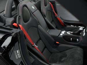 مرسيديس بنز إس إل آر الداخلية 