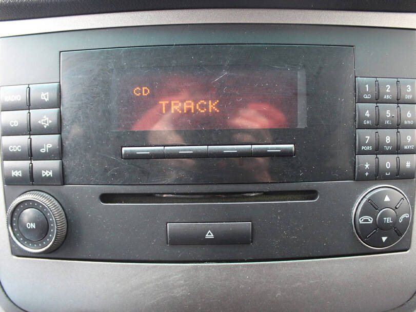 Mercedes Benz V Class 2nd (W639) Generation Interior 