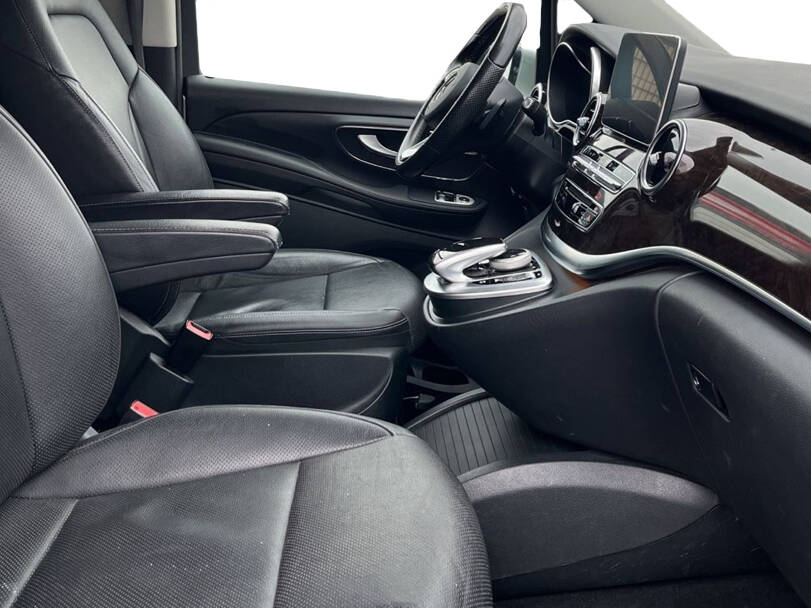 مرسيدس بنز في كلاس Interior 