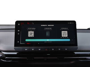 إم جي 4 EV الداخلية 