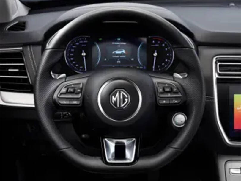 إم جي آر إكس ٨ 2025 Interior 