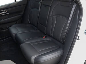 Mitsubishi Airtrek Interior 