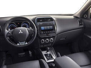 ميتسوبيشي ASX الداخلية 