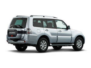 Mitsubishi Pajero Exterior 