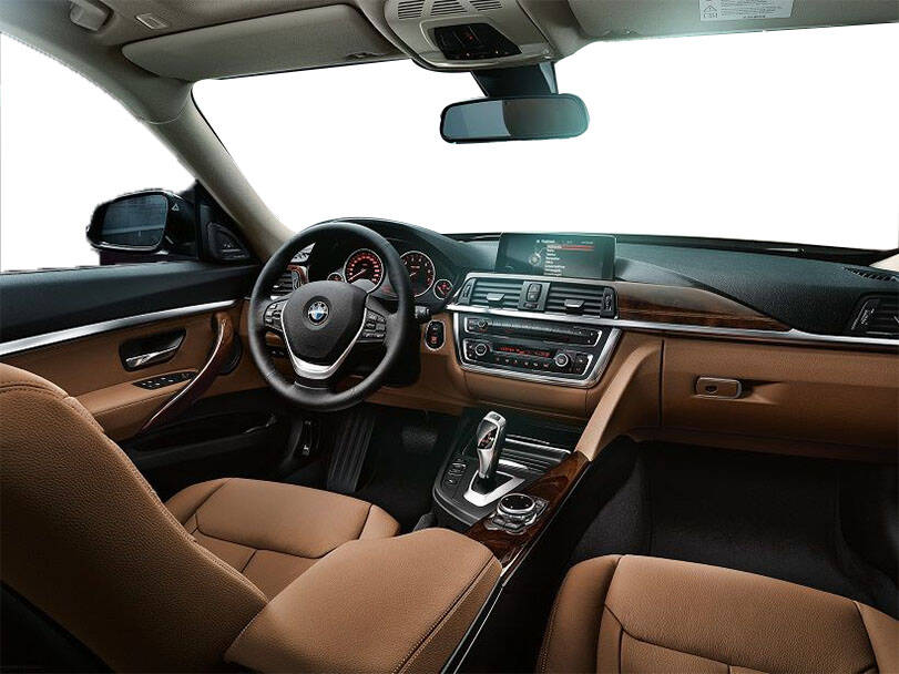 بي ام دبليو ٣ سيريز Interior 