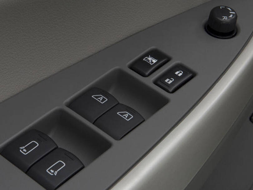 Nissan Quest 3rd Generation Interior 