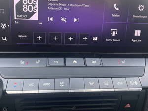 أوبل أسترا الداخلية 