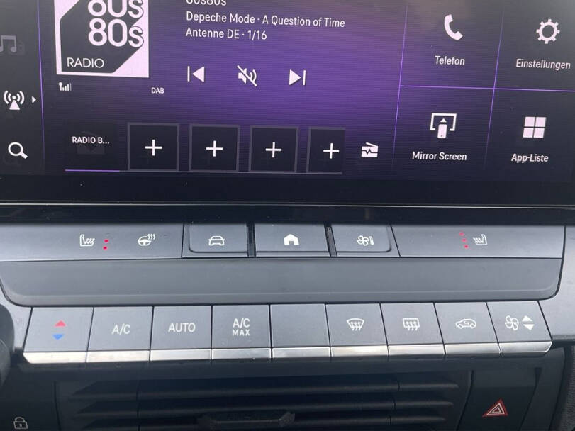 أوبل أسترا Interior 