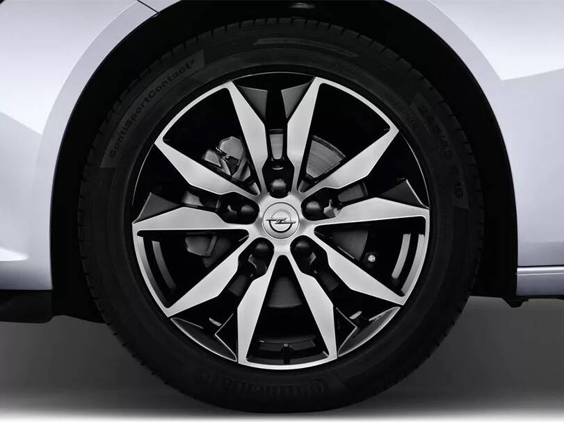 أوبل إنسيجنيا Exterior 