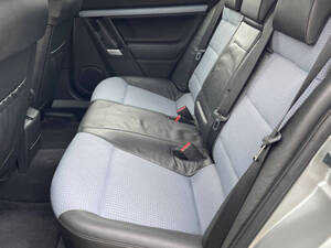 أوبل فيكترا الداخلية 