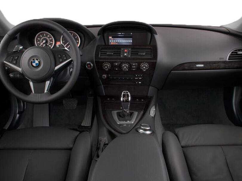 بي ام دبليو ٦ سيريز الجيل الثاني (E63) Interior 