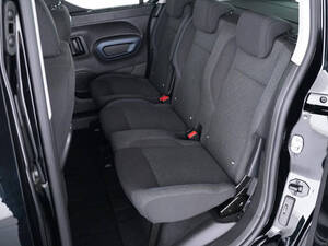 بيجو ريفتر الداخلية 