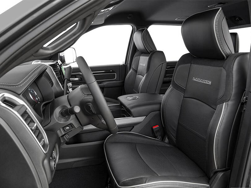 رام ٢٥٠٠ Interior 