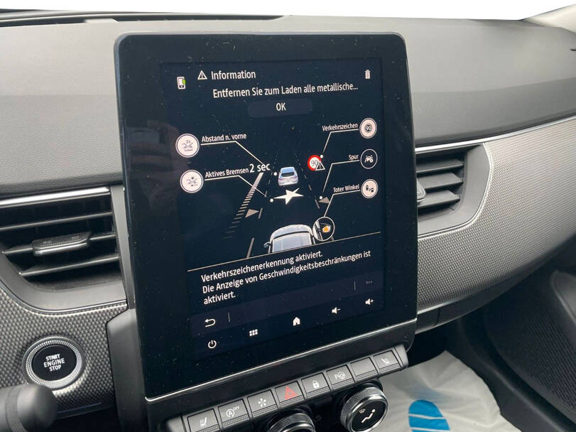 Renault Arkana Interior 