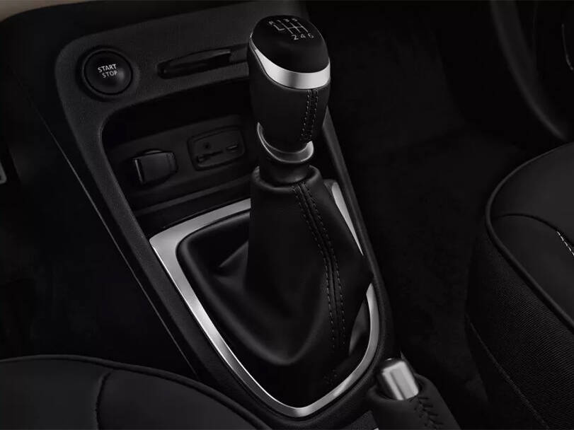 رينو كابتشر Interior 