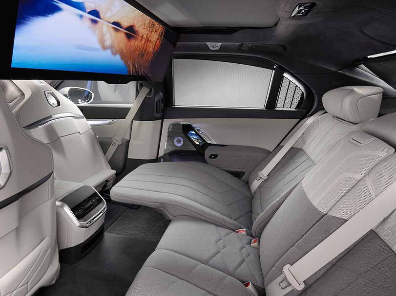 بي ام دبليو ٧ سيريز 2025 Interior 