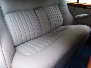 Rolls Royce Silver Cloud Interior 