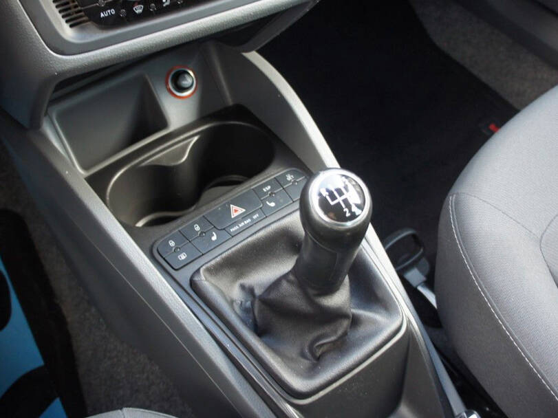 سيات إيبيزا الجيل الرابع (6J) Interior 