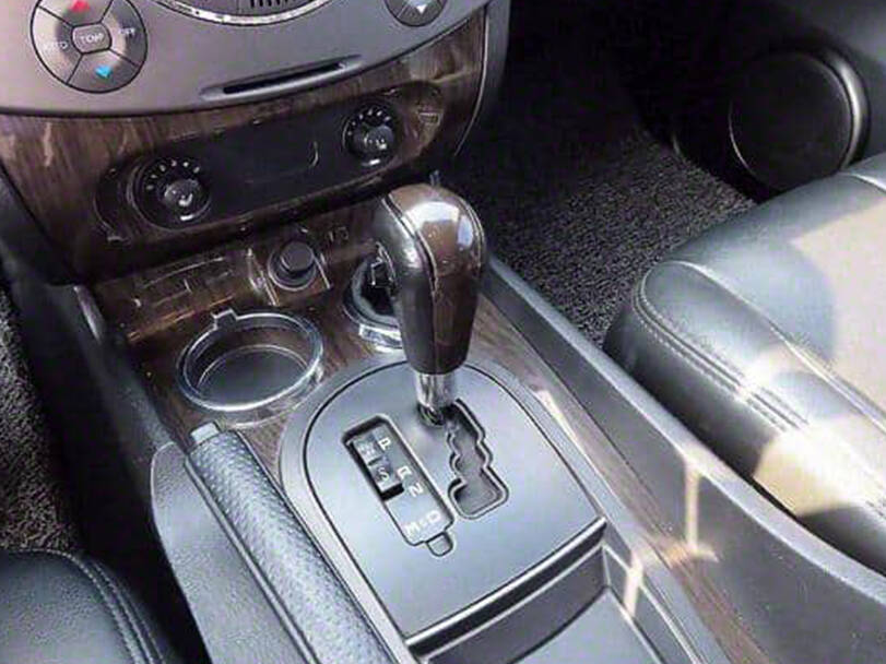 Ssangyong Rexton 1st (Y200) Generation Interior 