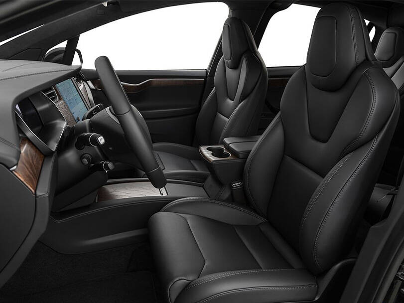 تسلا موديل إكس 2025 Interior 