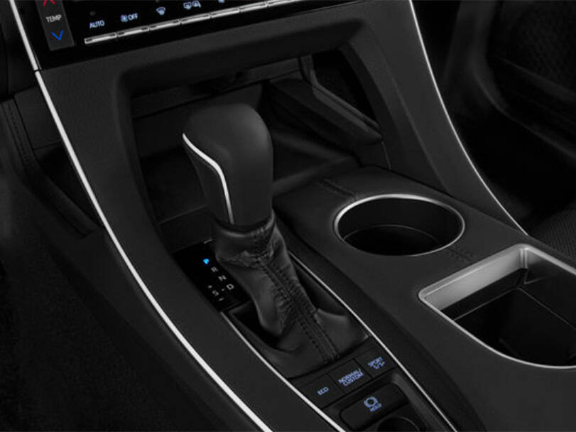 تويوتا أفالون الجيل الرابع (XX40) Interior 