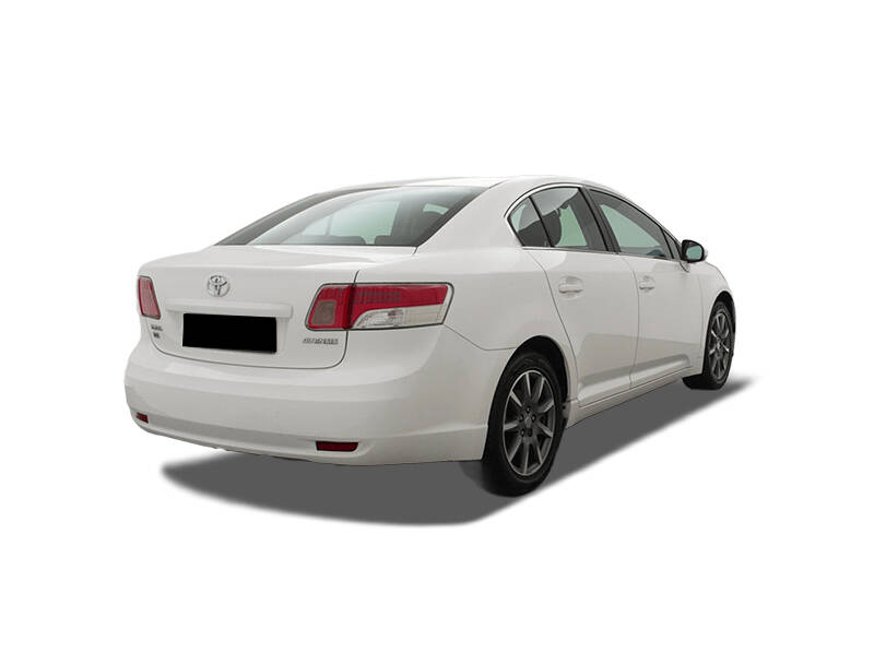 تويوتا أفينسيس Exterior 
