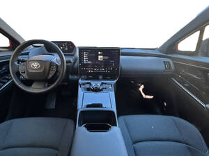 تويوتا bZ4X الداخلية 