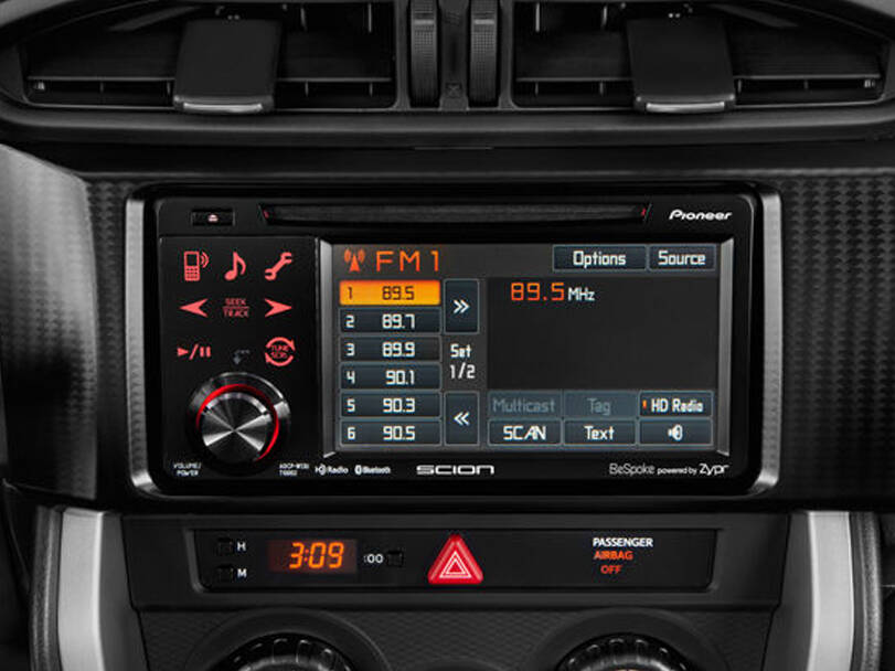 تويوتا جي آر ٨٦ الجيل الأول (ZN6) Interior 