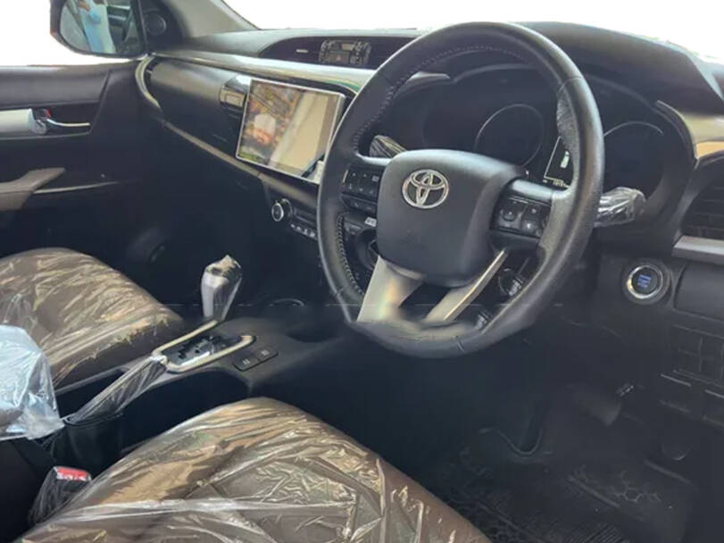 تويوتا هايلكس 2025 Interior 