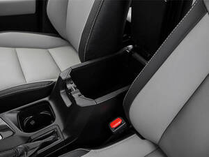 تويوتا راف 4 الداخلية 