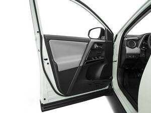 تويوتا راف 4 الداخلية 