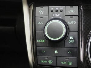 Toyota Wish Interior 