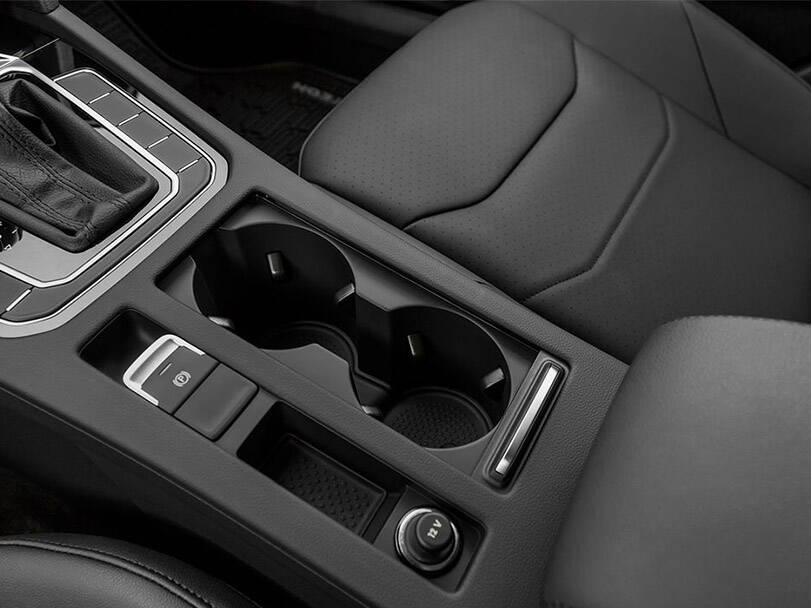 فولكس فاجن آرتيون 2025 Interior 