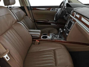 Volkswagen Phaeton Interior 