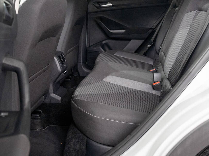 فولكس فاجن تي روك 2025 Interior 