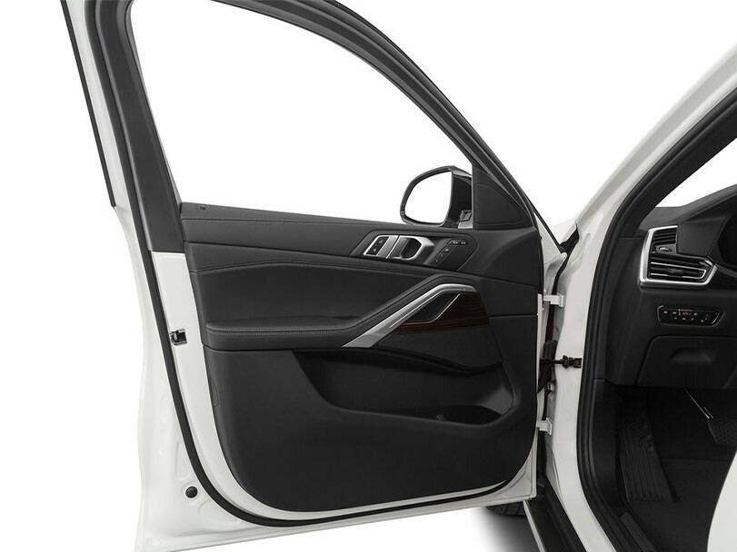 بي ام دبليو إكس ٦ 2025 Interior 