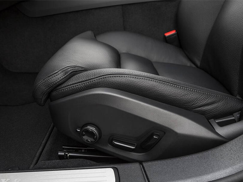 فولفو إس٦٠ Interior 