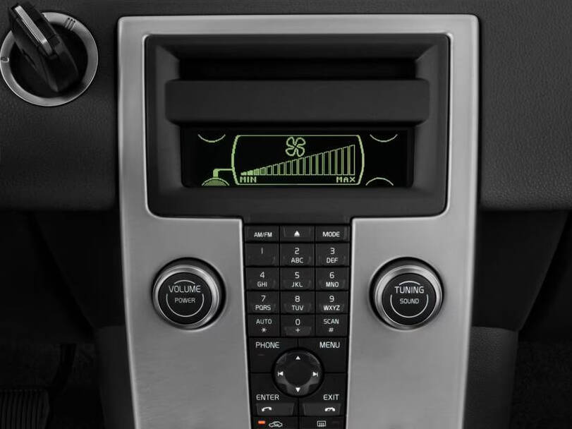 Volvo XC30 Interior 