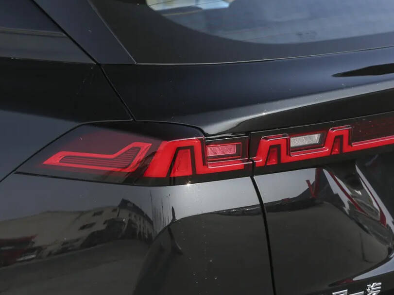 Bestune B70S Exterior 