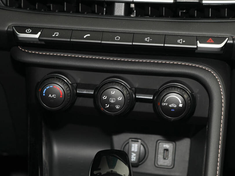 شانجان سي إس ١٥ Interior 