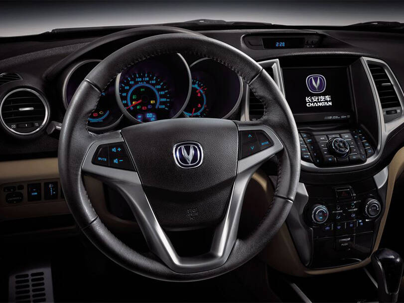 شانجان إيدو Interior 