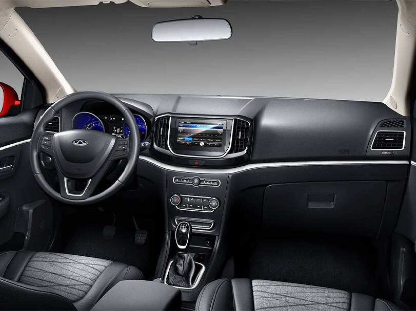 شيري أريزو ٣ Interior 