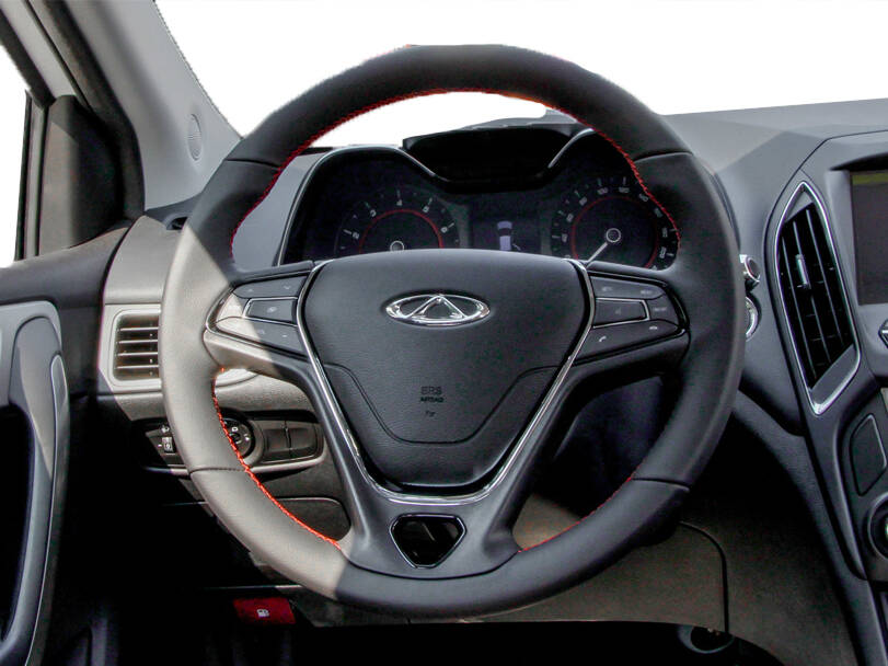 شيري أريزو ٥ Interior 