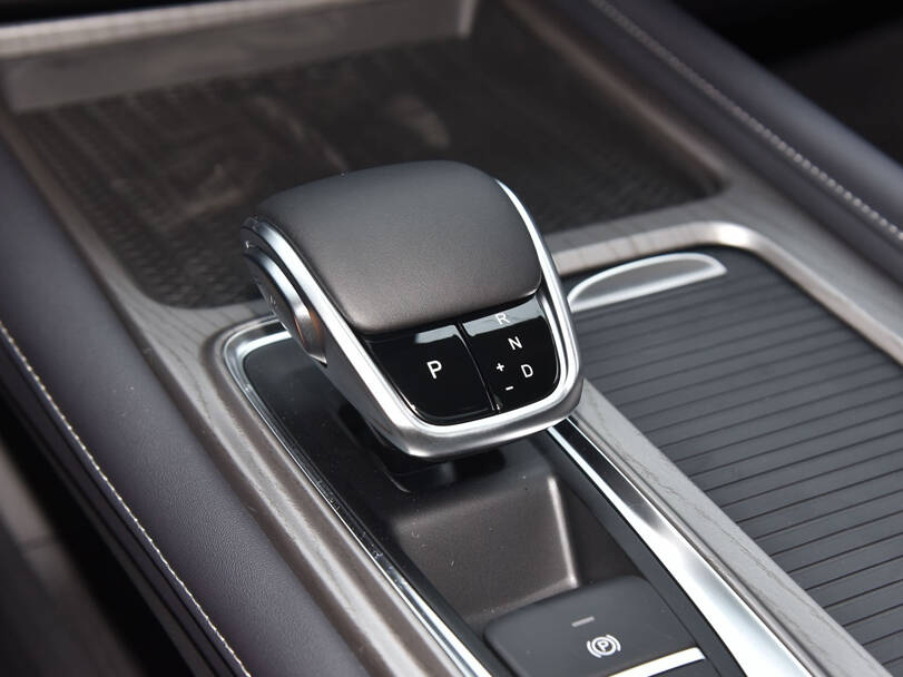 شيري أريزو ٨ 2025 Interior 